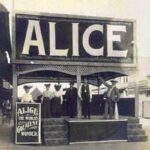 Pro Alici dokonce zřídili speciální pódium, kde ji ukazovali veřejnosti. Ona z toho radost neměla, a jakmile to bylo možné, usadila se v ústranní v Dallasu a snažila se vést co nejběžnější život.