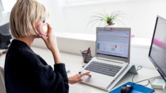 Beauty nepřítel jménem modré světlo