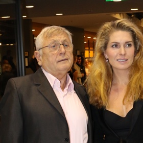 Jiří Menzel se oženil s o čtyřicet let mladší Olgou. Manželství bylo trochu netradiční, ale podle jejich slov spokojené.