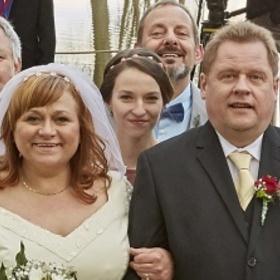 Václava Koptu si ještě pamatujeme jako svérázného Tondu Hložánka. A právě tento herec odnesl koronavirus velmi silně. Ležel v horečkách a jeho stav opravdu nebyl dobrý.