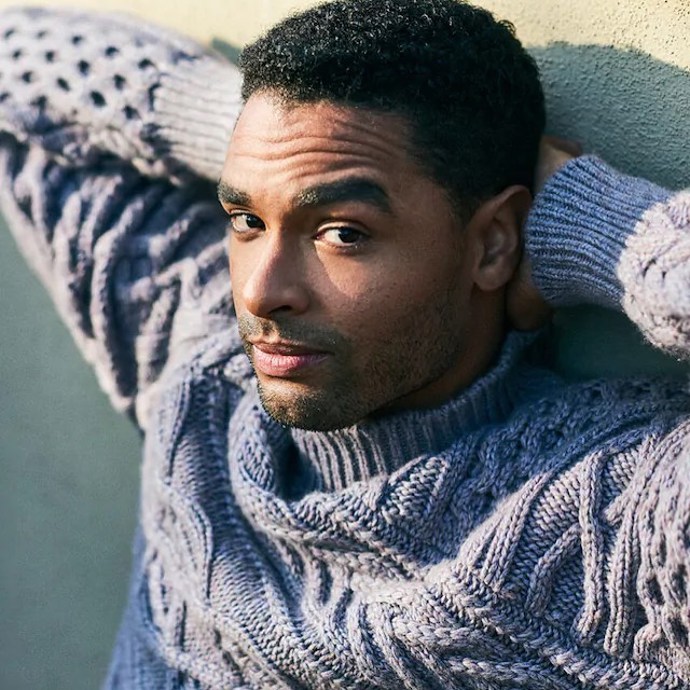 Kupříkladu hlavní roli v chystaném filmu Dungeons and Dragons, nebo i v Praze natáčeném velkofilmu The Gray Man.