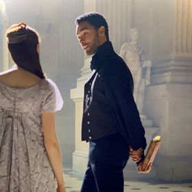 Účast v Bridgertonových mu přinesla nové možnosti...