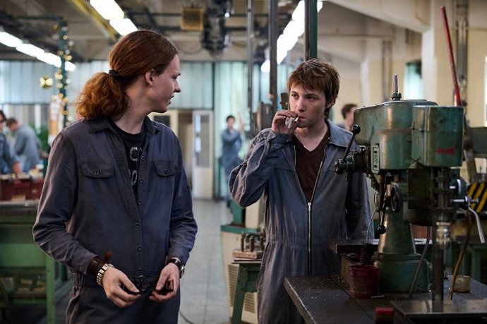 Nejnovější zpracování knížky My děti ze stanice ZOO nabízí osm epizod a přichází přesně 30 let po její slavné, stejnojmenné filmové verzi.
