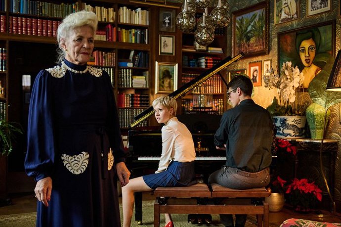 I v modernější a blyštivějších kulisách není nouze o drogově závislé mladé lidi, krádeže a prostituci.