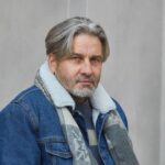 Mikulka se postavil Márovi do cesty a nic dobrého z toho nekouká. Dokáže se Mára vzpamatovat včas, než se objeví opravdu velké problémy? 