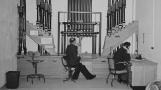 Ještě dříve než v Praze měli potrubní poštu také v Londýně, Paříži nebo ve Vídni