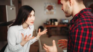 Michaela (35): Vím, že je manžel chorobný lhář. To, co udělal posledně, ale překračuje všechny meze