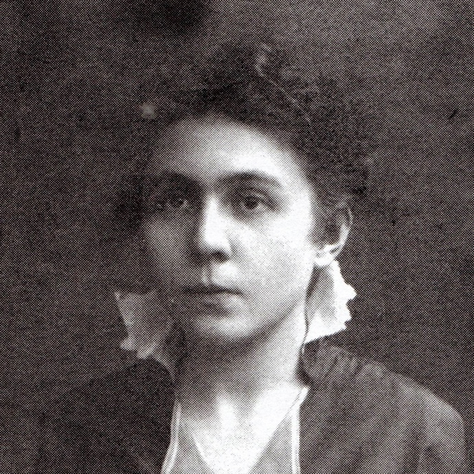 Jarmila byla celoživotní láskou Josefa Čapka. Když jej gestapo odvleklo do koncentračního tábora, byla spolu s jeho sestrou Helenou prosit až u prezidenta Háchy. Marně.