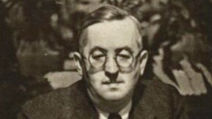 Josef Čapek dobře věděl, čeho všeho byl jeho bratr Karel ušetřen, když zemřel v předvečer druhé světové války. On sám pak strávil svoje poslední léta v koncentračních táborech