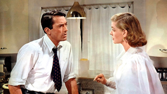 Gregory Peck byl nesmírně charismatický herec. Ve většině filmů se objevoval po boku nádherných žen. Snímek je z filmu, který se v našich kinech promítal pod názvem Módní návrhářka.