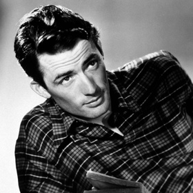 Přísná tvář s laskavýma očima herce předurčovala do role „správných mužů“ a zachránců žen.