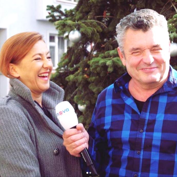 Se svojí seriálovou manželkou Vandou Hybnerovou si dobře rozumí.