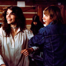 Sněženky a machři: Nic naplat. Na povinný lyžařský kurz se musí. To ale neznamená, že se pobyt na horách nemůže vylepšit řadou zábavných příhod. 