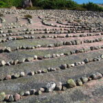 Traduje se o něm hned několik pověstí. Třeba ty o čarodějnicích a jejich temných sletech. Z Trolleborgova bludiště zase není radno krást kameny. Dotyčného jedince pak prý čeká neštěstí, a to tak dlouho, dokud nevrátí kámen zpět.  
