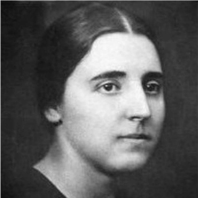 Naděžda Allilujevová se stala Stalinovou druhou ženou v pouhých šestnácti letech. Její život skončil sebevraždou, ale mluvilo se o tom, že ji nechal zabít manžel...