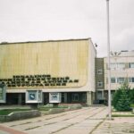 Příprava stavby Ignalinské jaderné elektrárny započala v roce 1974, budovat se začalo o čtyři roky později.