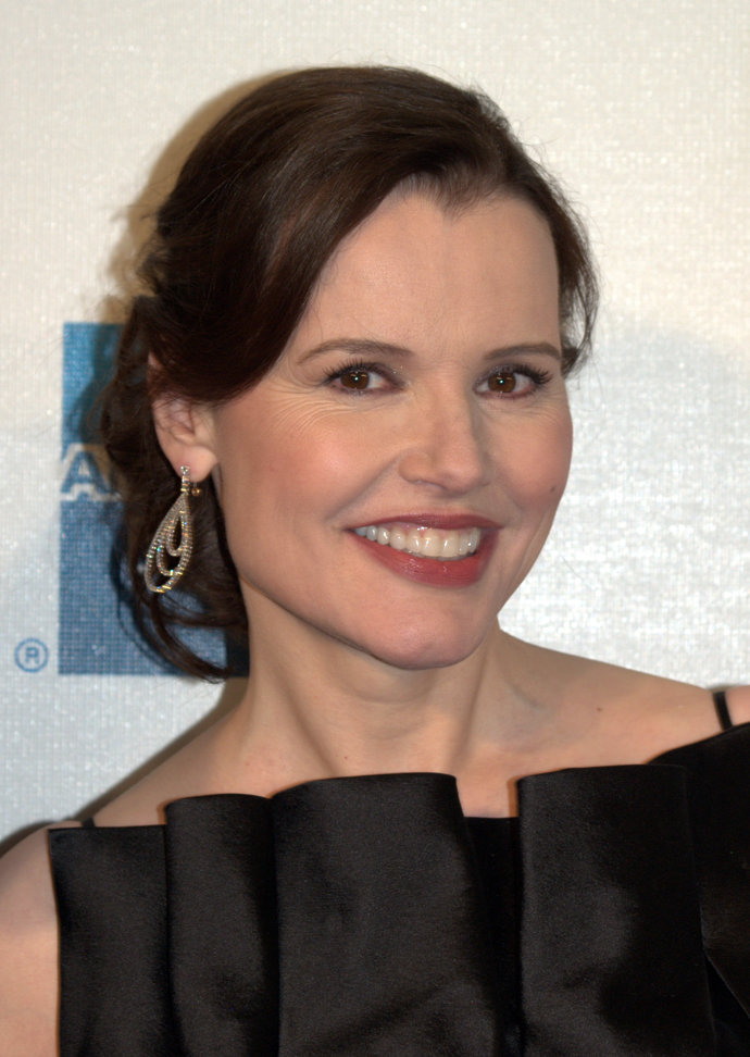 Pozadu nezůstala ani Geena Davis. S Jeffem Goldblumem se rozvedla v roce 1990. Krátce předtím obdržela Oscara za film Náhodný turista.

