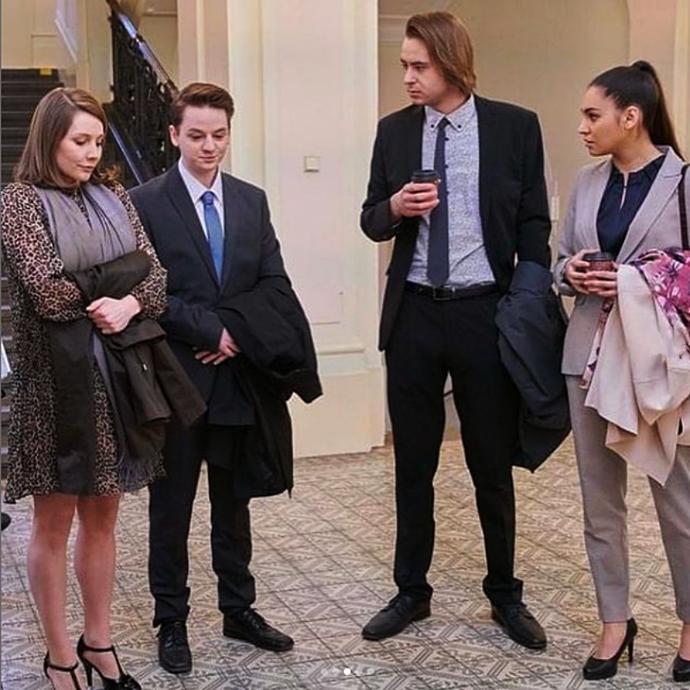 Natáčelo se u Městského soudu v Praze. Herci byli změnou prostředí potěšeni