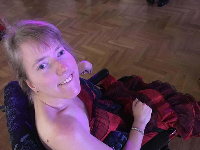 Petře je 32 let a od narození má dětskou mozkovou obrnu, takzvanou spastickou kvadruparézu, kdy jsou postiženy všechny končetiny. K tomu trpí epilepsií a silnou skoliózou páteře. 