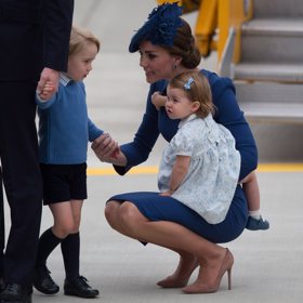 Tajemství pohodlné chůze Kate Middleton: Díky těmto trikům vydrží celý den v jehlových podpatcích
