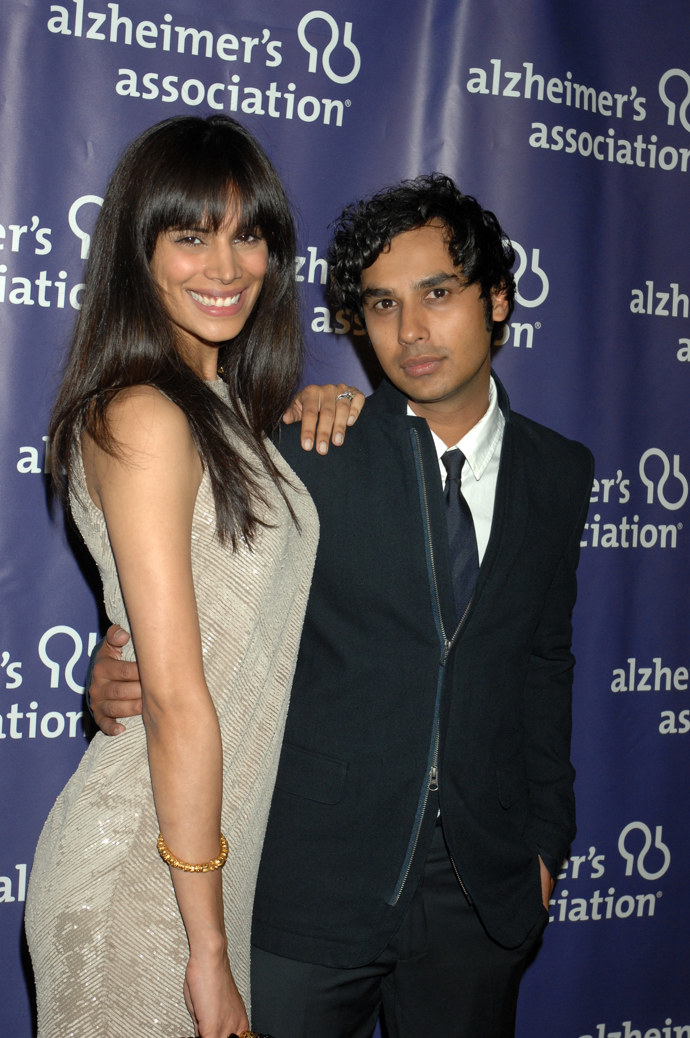 Během natáčení se seznámil, a později také oženil, s indickou modelkou Nehou Kapur.