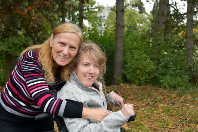 Petra si s maminkou Jaroslavou užívá život přes všechny překážky, které se objeví na obzoru.