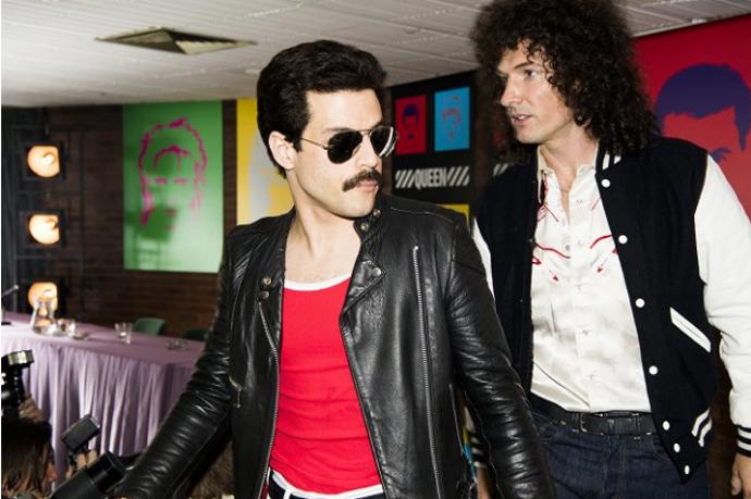 Drama Bohemian Rhapsody utržilo jen v kinech přes 900 milionů dolarů, což z něj udělalo nejvýdělečnější hudební, ale také životopisný film všech dob.