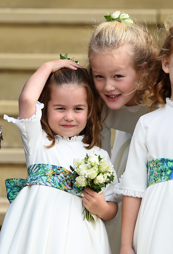Lottie se jako družička objevila už na nejedné svatbě a pořádně si to užívá. Naposledy pomáhala oddat princeznu Eugenii.
