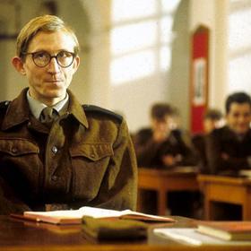 Film Černí baroni vznikl na motivy stejnojmenné knihy Miloslava Švandrlíka. Na snímku Vladimír Javorský.