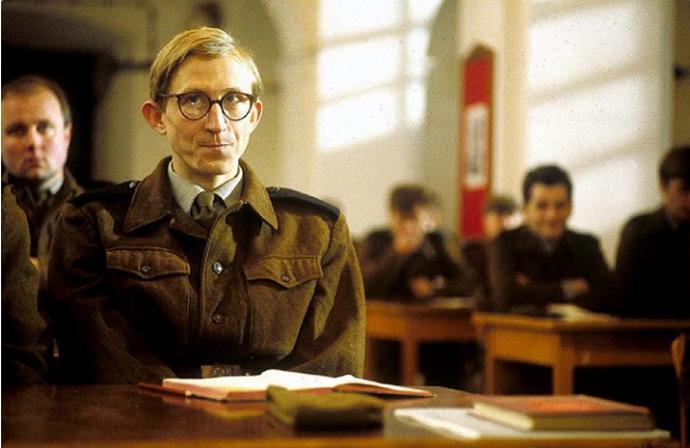 Film Černí baroni vznikl na motivy stejnojmenné knihy Miloslava Švandrlíka. Na snímku Vladimír Javorský.