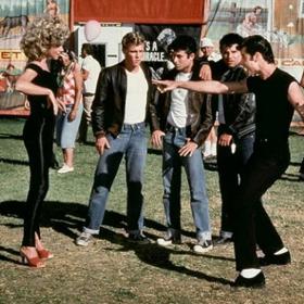 O roli Dannyho ve filmu Pomáda, kterého si nakonec zahrál John Travolta, měli zájem i Richard Gere a Patrick Swayze.