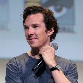 „Selfie je neskutečná ztráta času. Dívejte se raději z okna a přemýšlejte o životě."