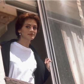 O roli Vivian, kterou si zahrála Julie Roberts, se ucházely i Laura Dern či Sarah Jessica Parker.