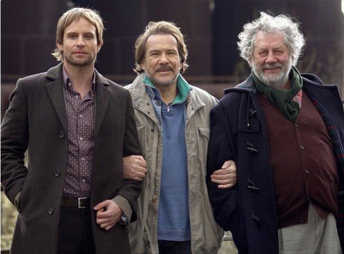 Tisk se nejprve proti ráznému komisaři bouřil. Prý je urážkou všech slušných policistů.