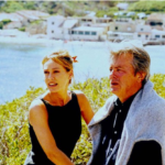 Motto seriálu zní: Dotkni se mafie a ona spálí tvé tělo i duši. 