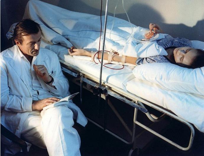 Film Skalpel, prosím reprezentoval Československo na Oscarech.