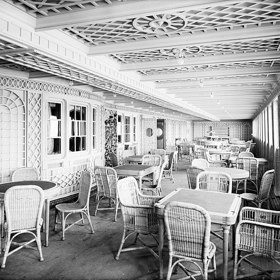 Titanic byl největší a nejluxusnější lodí své doby. Dokázal pojmout až 2600 cestujících.