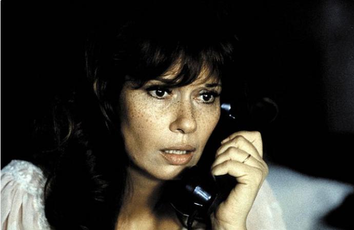 Strach nad městem: V Paříži řádí šílený vrah. Chce usmrtit všechny ženy pochybné pověsti. Uspěje?