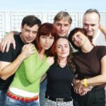 Takto vypadá dabingová parta seriálu Přátelé (zleva): Petr Rychlý, Stanislava Jachnická, Miriam Chytilová, Daniel Rous, Rostislav Čtvrtlík a Pavla Rychlá.