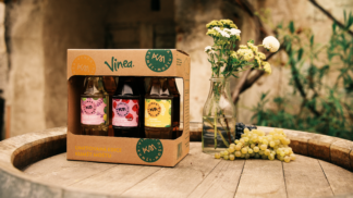 Originální nápad: Ze spolupráce značky Vinea a prestižních vinařů vznikly netradiční degustační sety