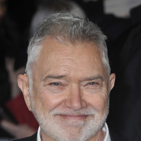 Ještě před deseti lety vyhrával Shaw ankety o nejvíc sexy muže Británie či nejfešnějšího vegetariána. "Věnuji se herectví už 45 let a jsem dědeček. Přijde mi až neskutečné, že se o mně mluví v těchto termínech. Vlastně mi to nikdy nepřišlo příhodné," smál se tehdy.