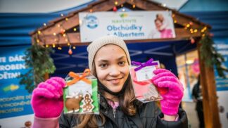 Měsíce příprav nepřijdou nazmar. Děti z domovů nabízí své výrobky online