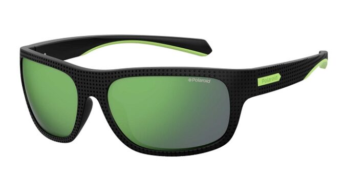 Že sluneční brýle do zimy nepatří? Omyl! Přinášíme vám pět důvodů, proč si je pořídit!