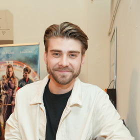 Pohledný pár Marek Lambora a Andrea Bezděková se údajně rozešel kvůli nabitým diářům. Spekuluje se ale i o modelčině nevěře.