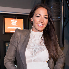 Agáta Hanychová má tři děti a denně jim vaří teplá jídla.