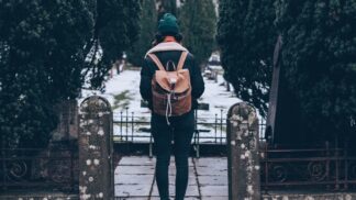 Klára (21): Na tu noční návštěvu dětského hřbitova nikdy nezapomenu. Zažili jsme tam něco mimořádného