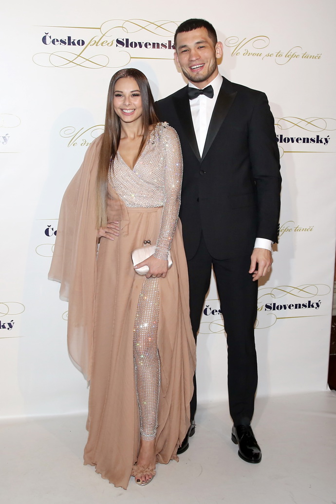 Monika Bagárová a Makhmud Muradov se podle všeho nerozešli zrovna v dobrém, pro svou dceru Ruminku ale oba chtějí zůstat těmi nejlepšími rodiči.