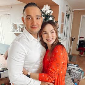 S přítelem Josefem pomalu řeší svatbu a děti. Zatím mají jen pejska.