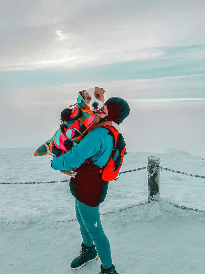 S fenkou Emmičkou vyšplhala Kamila Nývltová až na vrchol Sněžky.