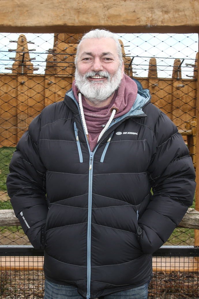 Daniel Hůlka dnes žije klidným rodinným životem a ačkoli pandemie koronaviru pro něj byla v profesním životě komplikací, vše se obrací k dobrému.